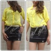 camisa de chiffom. ou saia de paete.